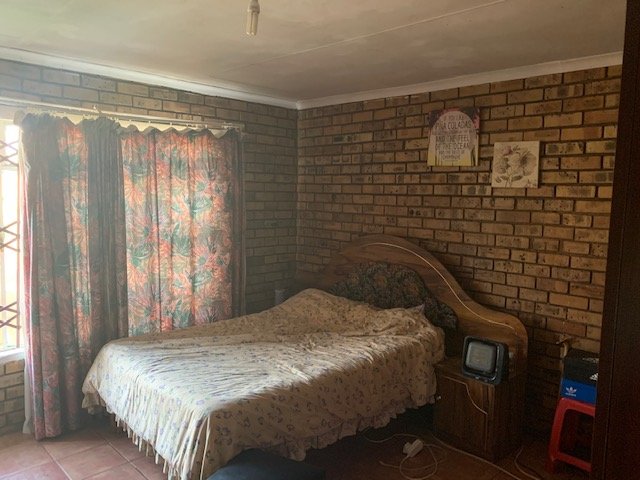 5 Bedroom Property for Sale in Kuruman Northern Cape